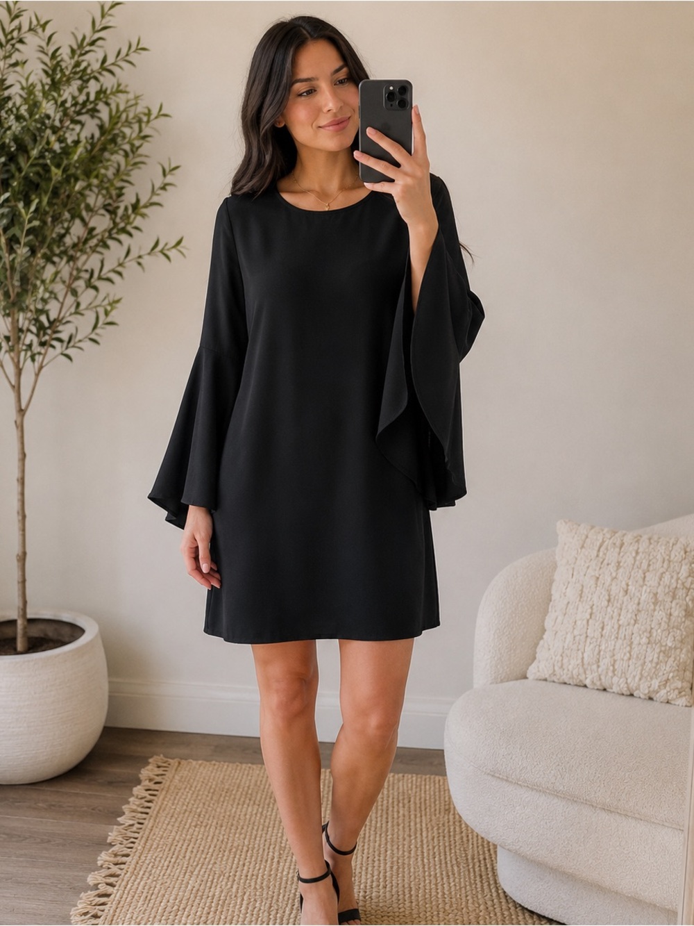 Vince Black Bell Sleeve Shift Dress Size 2 Minimalist Cocktail Career